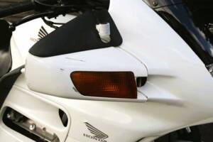 Immagine 8/21 di Honda ST 1100 Pan European (1998)