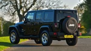 Image 14/50 de Jeep Wrangler Sahara 4.0L (2014)