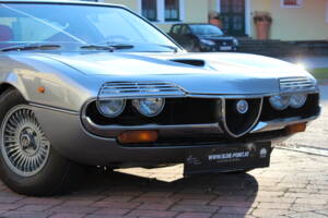 Imagen 2/24 de Alfa Romeo Montreal (1976)