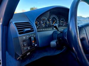 Bild 22/38 von Mercedes-Benz SL 500 (1998)