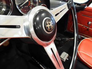 Image 22/51 de Alfa Romeo 2000 Spider (1959)