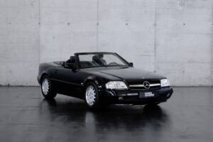 Image 7/46 of Mercedes-Benz SL 320 (1998)