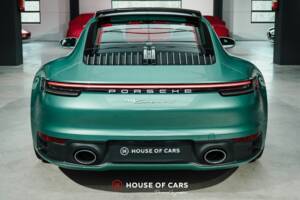 Image 8/24 of Porsche 911 Carrera 4S (2023)