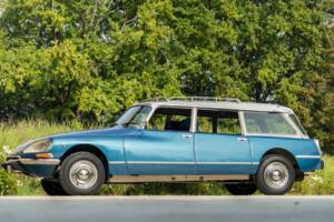 Bild 16/50 von Citroën DS 23 Break (1973)