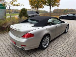 Image 23/24 of BMW 645Ci (2005)