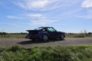 Bild 24/39 von Porsche 911 Turbo 3.3 (1991)
