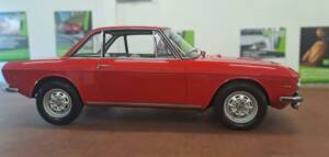 Image 18/33 of Lancia Fulvia Sport 1.3 S (Zagato) (1973)