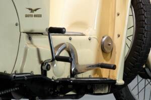 Imagen 25/50 de Moto Guzzi DUMMY (1951)