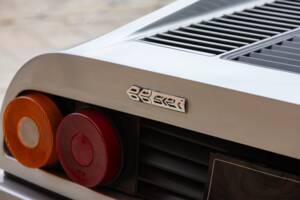 Bild 44/50 von Ferrari 512 BBi (1982)