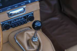 Image 28/50 de Jaguar Type E 3.8 (1964)