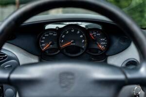 Afbeelding 40/50 van Porsche Boxster (1998)