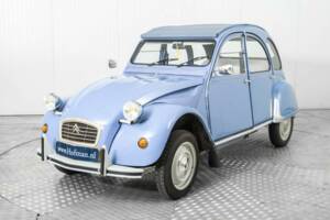 Image 17/50 of Citroën 2 CV 6 (1987)
