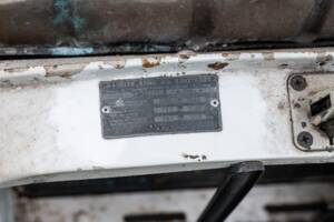 Image 35/35 of Mercedes-Benz 190 c (1965)