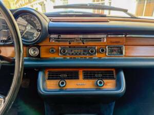 Bild 16/50 von Mercedes-Benz 280 SE 3,5 (1971)
