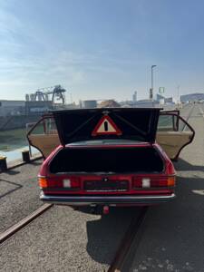 Image 46/65 of Mercedes-Benz 200 D (1982)
