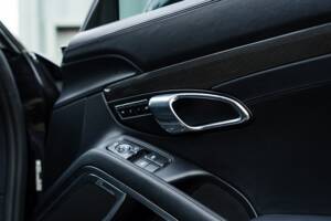 Bild 40/52 von Porsche 911 Turbo S (2017)