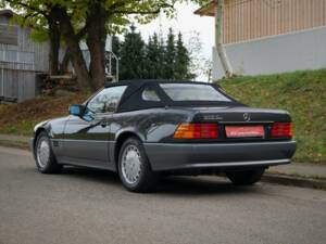 Imagen 19/28 de Mercedes-Benz 500 SL (1990)