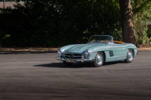 Image 38/50 of Mercedes-Benz 300 SL Roadster (1957)