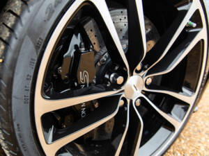Immagine 69/98 di Aston Martin DBS (2010)