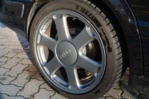 Afbeelding 24/73 van Audi 100 S4 Quattro (1993)