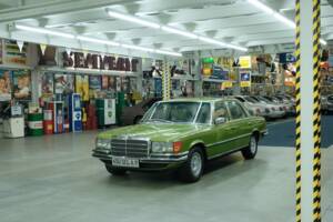 Image 3/50 de Mercedes-Benz 450 SEL 6,9 (1976)