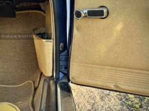 Afbeelding 57/99 van Alfa Romeo 2000 GT Veloce (1973)