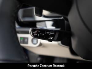 Bild 18/33 von Porsche Panamera 4 E-Hybrid (1900)