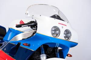 Image 19/48 of Honda DUMMY (1997)