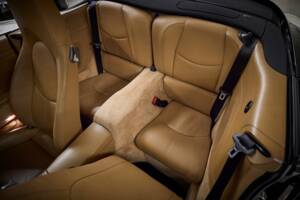 Bild 50/78 von Porsche 911 Carrera 4S (2006)