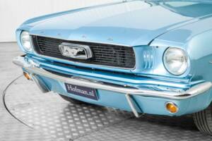 Image 18/50 of Ford Mustang 302 (1966)