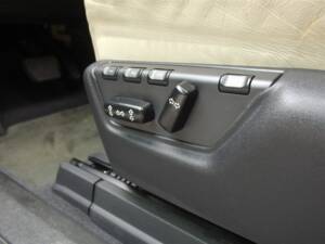 Bild 53/97 von Volvo XC90 V8 (2005)