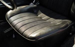 Image 28/47 de Porsche 911 2.2 S (1970)