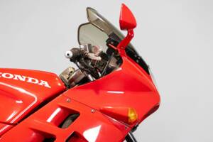 Bild 25/50 von Honda DUMMY (1988)