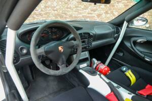 Immagine 3/50 di Porsche 911 GT3 RS (2004)
