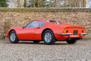Image 35/50 de Ferrari Dino 246 GT (1970)