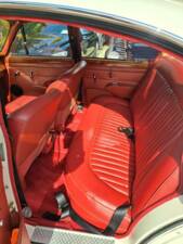 Bild 17/27 von Jaguar Mk II 3.4 (1967)