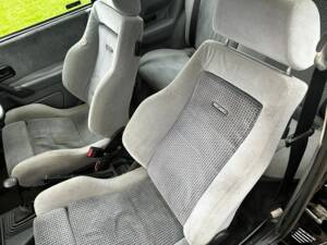 Image 28/38 de Ford Escort turbo RS (1990)