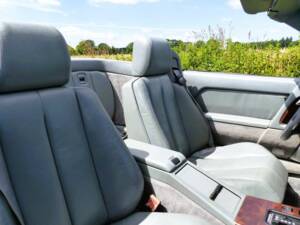 Mercedes-Benz 500 SL Roadster (R 129) dunkelblau 1990