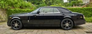 Immagine 13/50 di Rolls-Royce Phantom Coupé (2010)