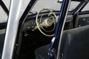 Bild 23/45 von BMW 501&#x2F;6 (1956)