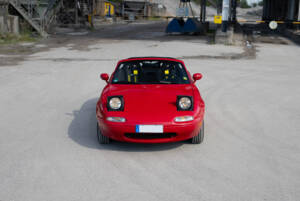 Immagine 11/24 di Mazda MX-5 1.6 (1992)