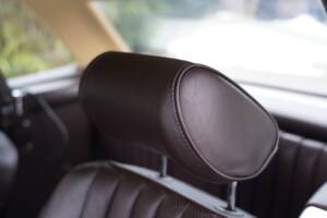 Image 9/17 of Mercedes-Benz 420 SL (1986)