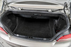 Image 49/50 of BMW 125i (2008)