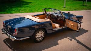 Immagine 17/23 di Lancia Flaminia GT 2.8 3C Touring (1969)