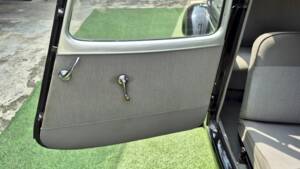 Image 27/48 of Citroën Traction Avant 11 BL (1955)