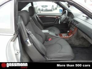 Image 12/15 of Mercedes-Benz SL 320 (1996)