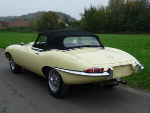 Immagine 26/27 di Jaguar E-Type 4.2 (1967)