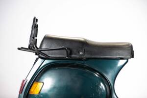 Bild 33/50 von Piaggio Vespa Cosa 150 (1990)