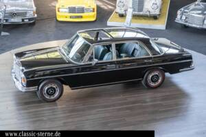 Image 8/15 de Mercedes-Benz 300 SEL 6.3 (1972)