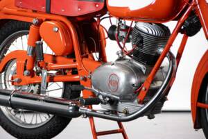 Bild 35/50 von Gilera Giubileo 100 (1962)